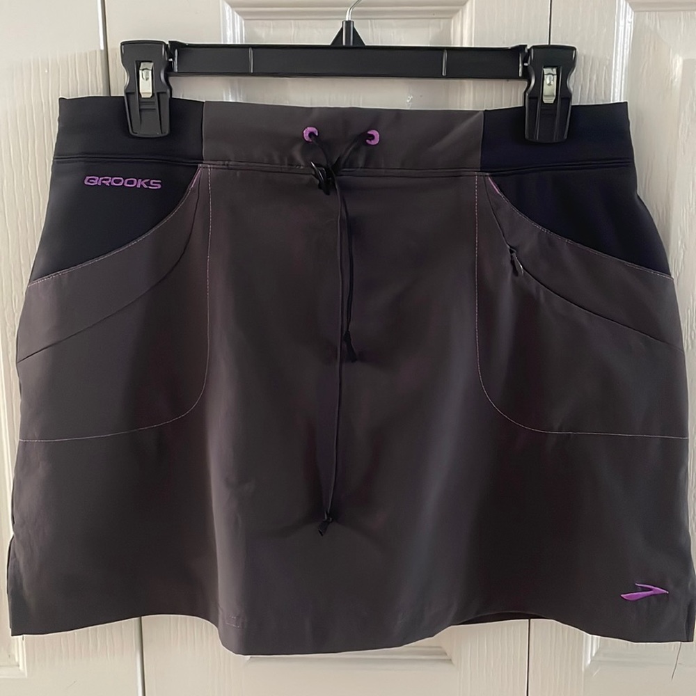 Brooks running skort